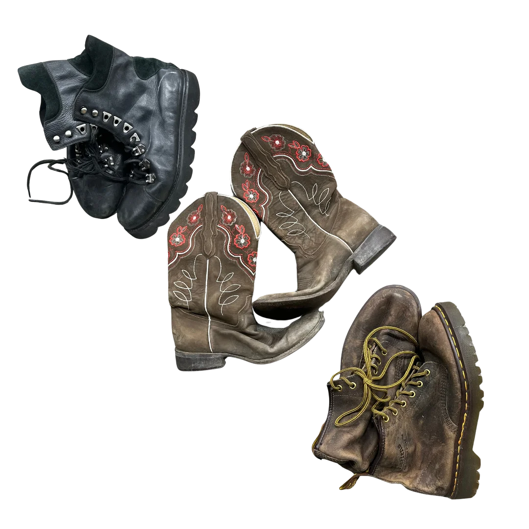 Collection of 15X VINTAGE SHOES in a gallery layout