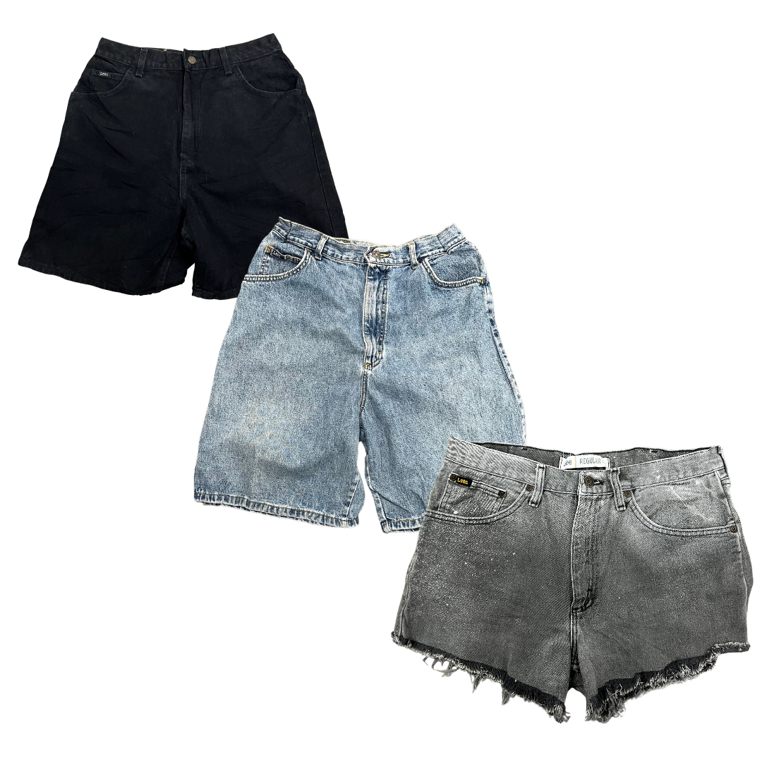 Collection of LEE LADIES SHORTS in a gallery layout