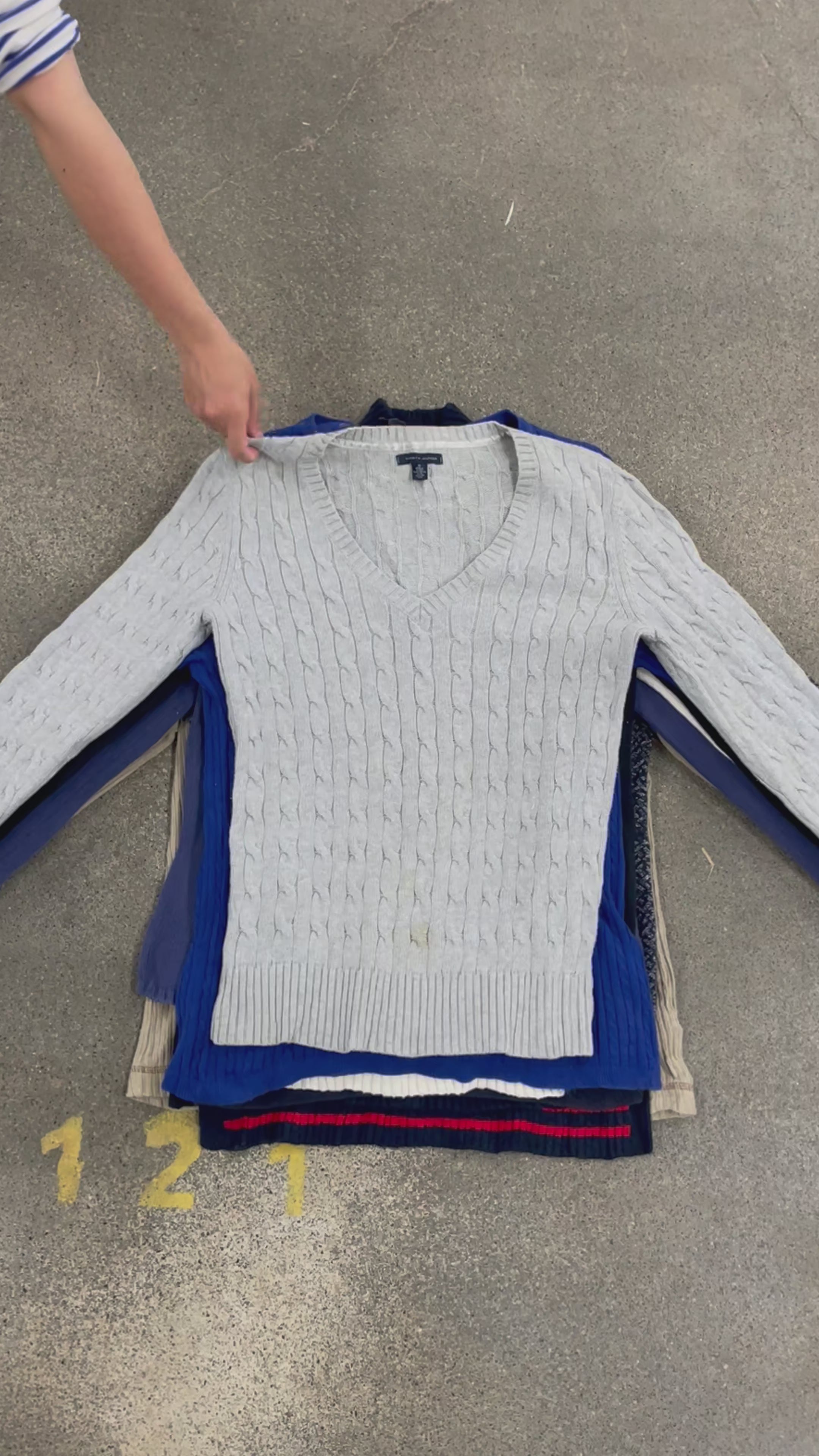 Collection of 50X TOMMY HILFIGER LADIES JUMPERS in a gallery layout