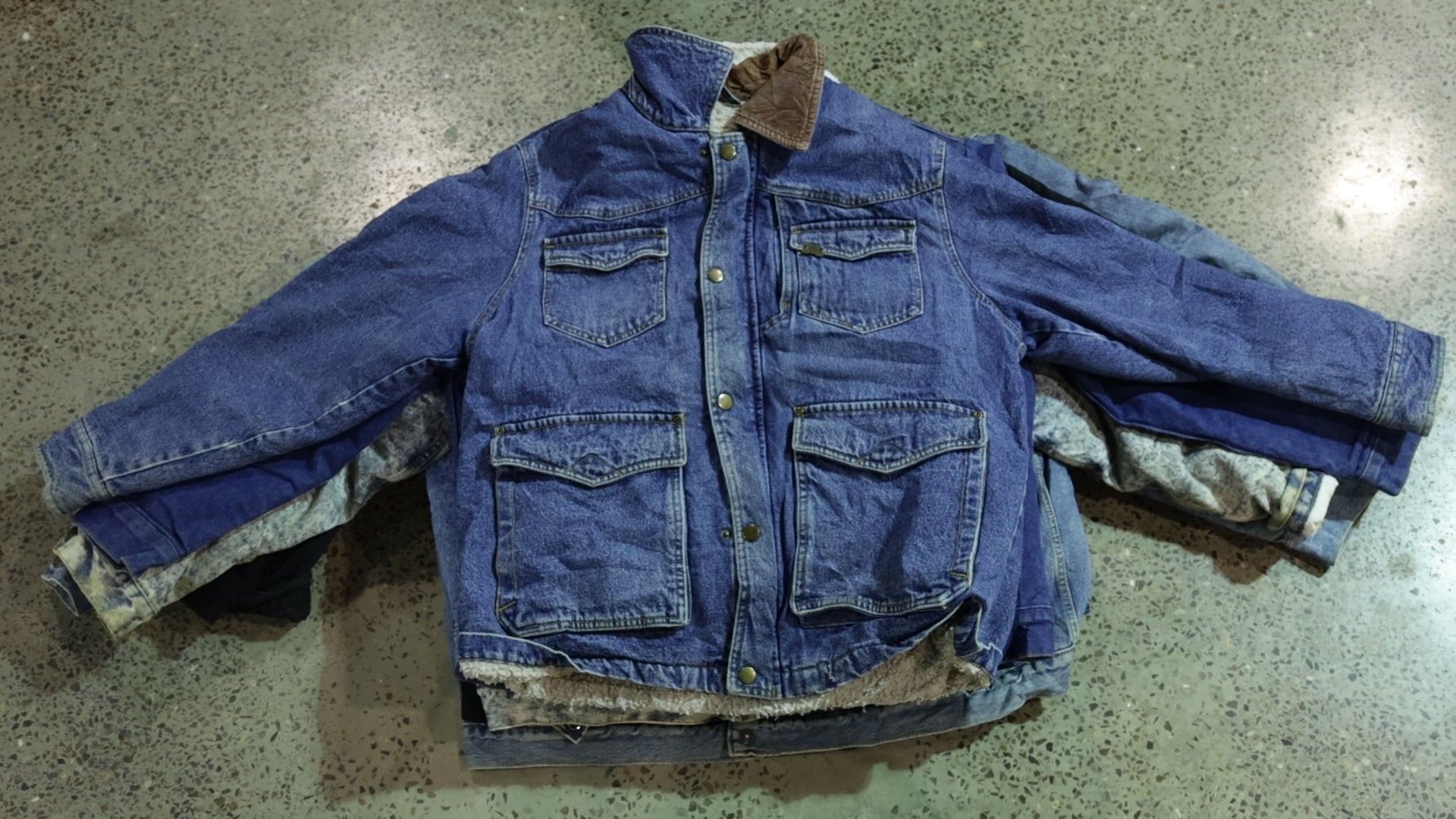 Collection of LLW Sherpa Jacket in a gallery layout