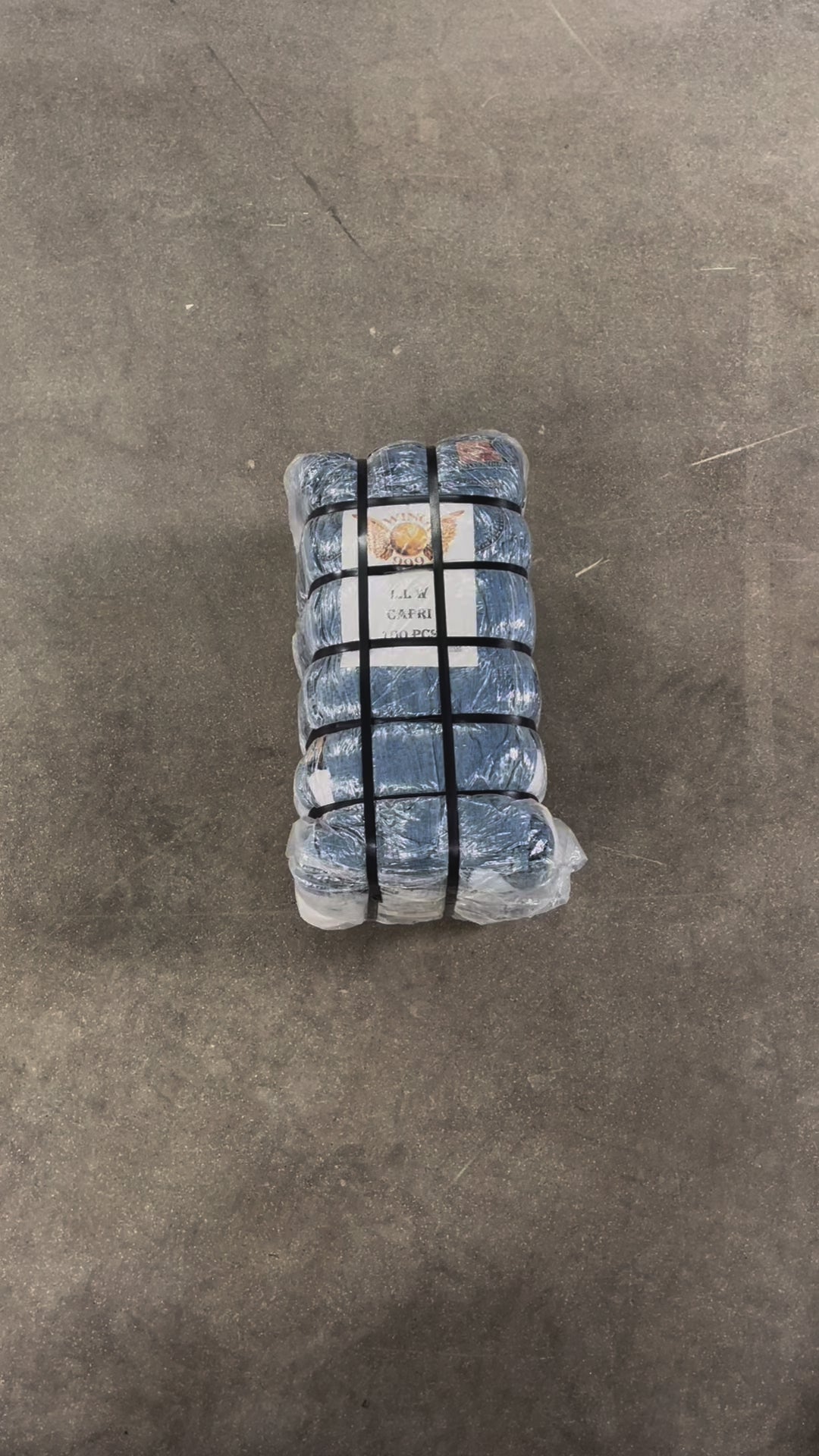 Collection of 50X L.L.W CAPRIS in a gallery layout