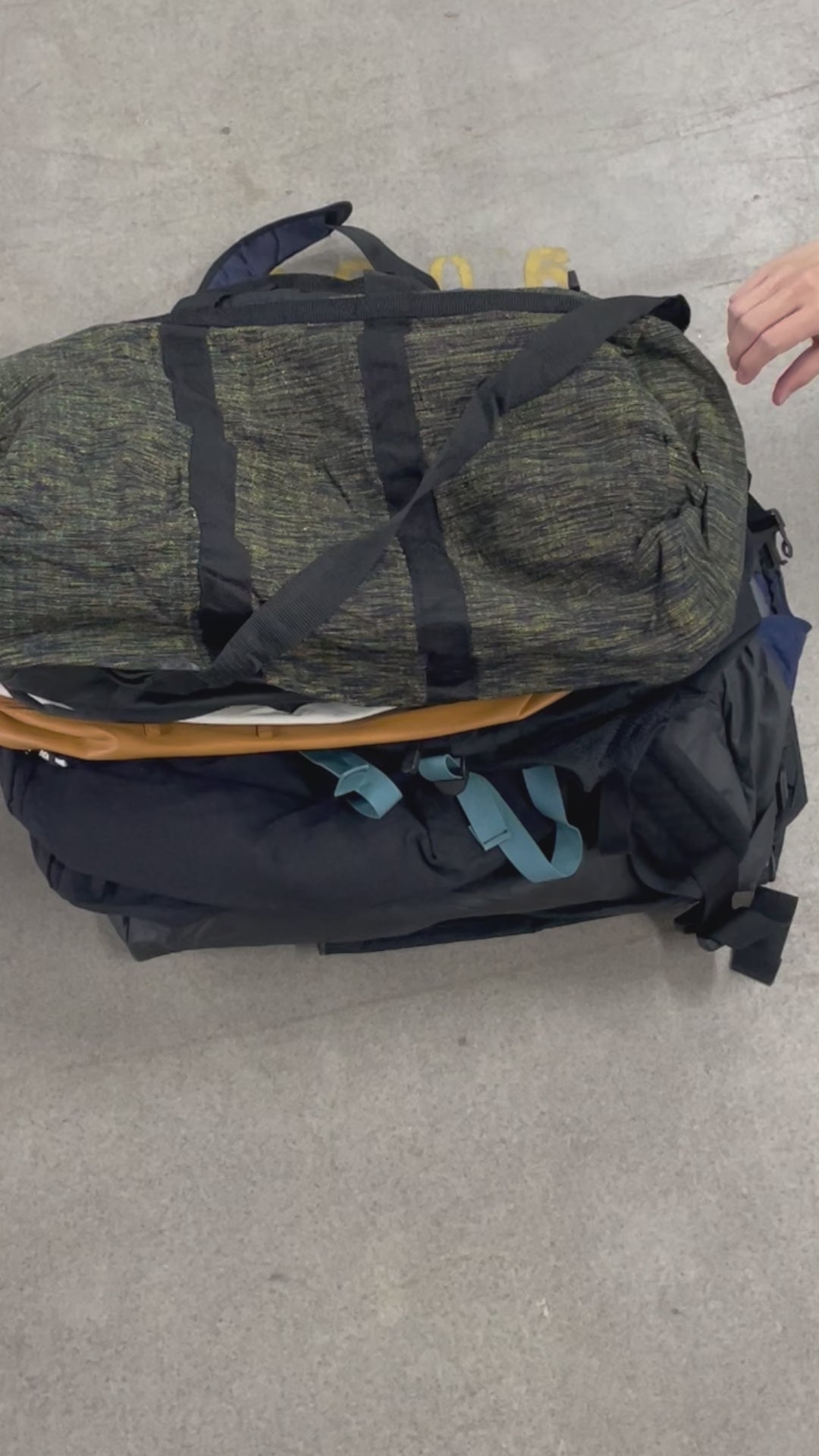 Collection of 20X MIXED BRANDED DUFFLE BAGS in a gallery layout