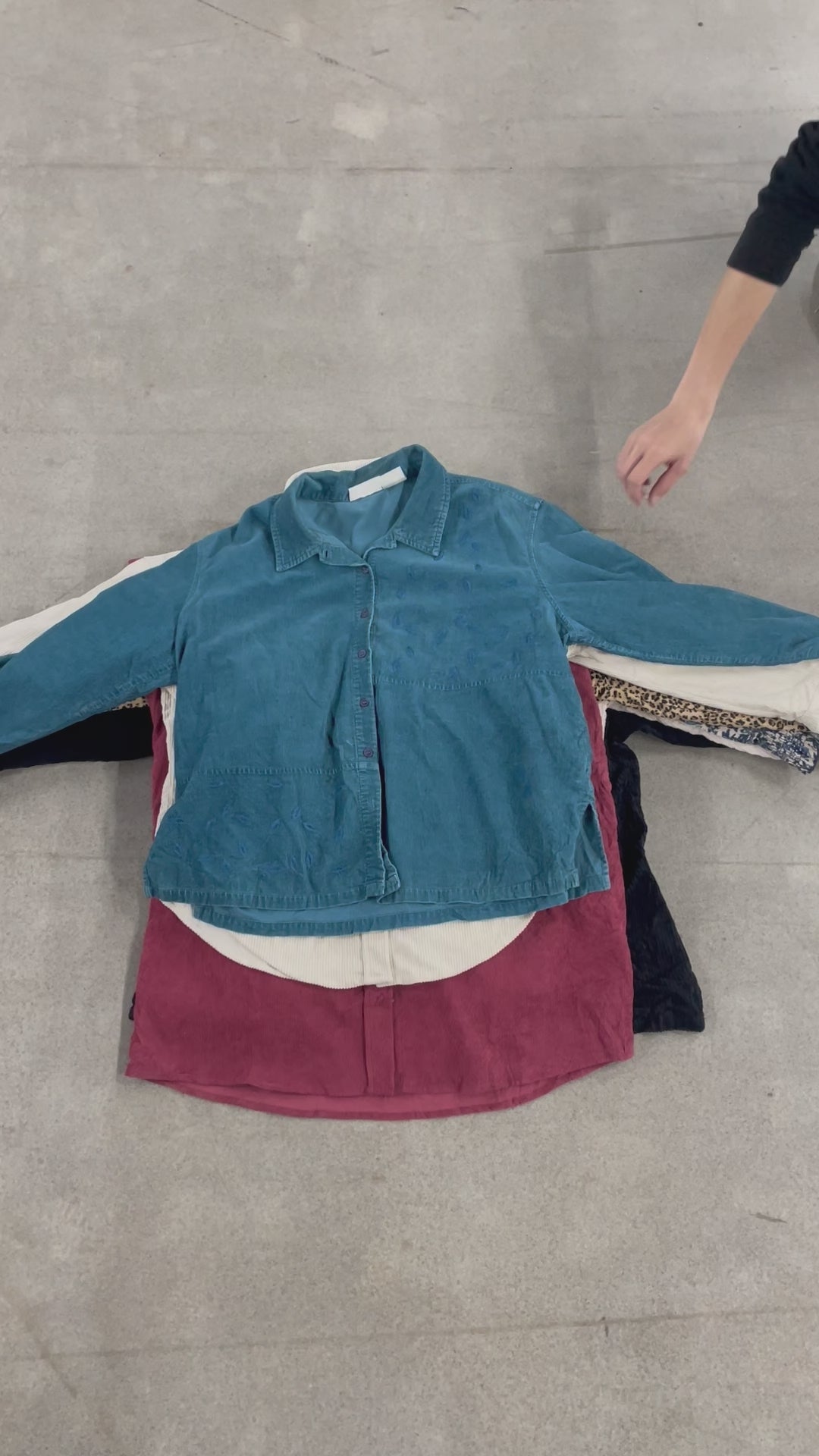 Collection of 50X LADIES CORDUROY BLOUSE in a gallery layout