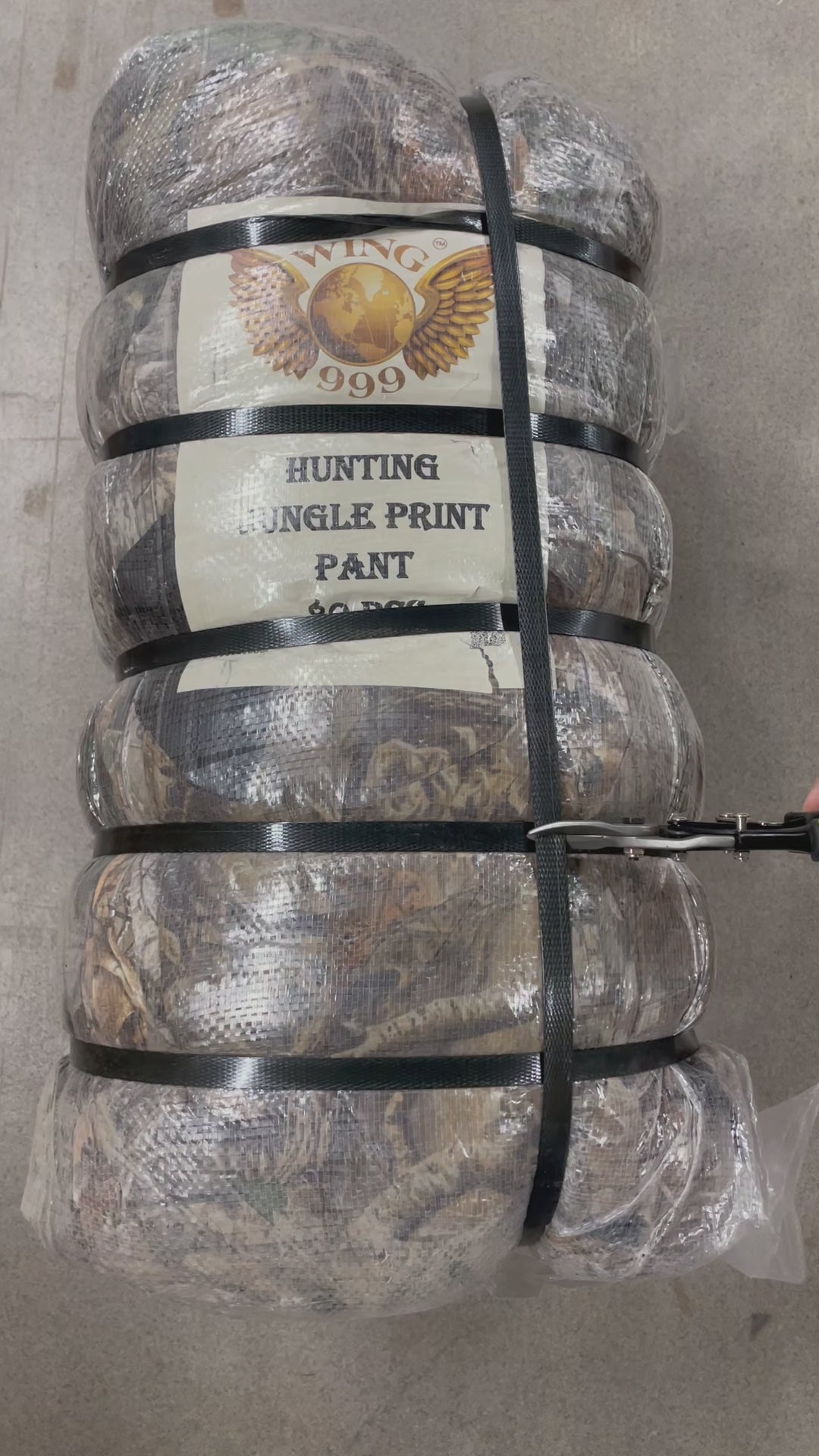 Collection of 40X HUNTING JUNGLE PRINT PANTS in a gallery layout