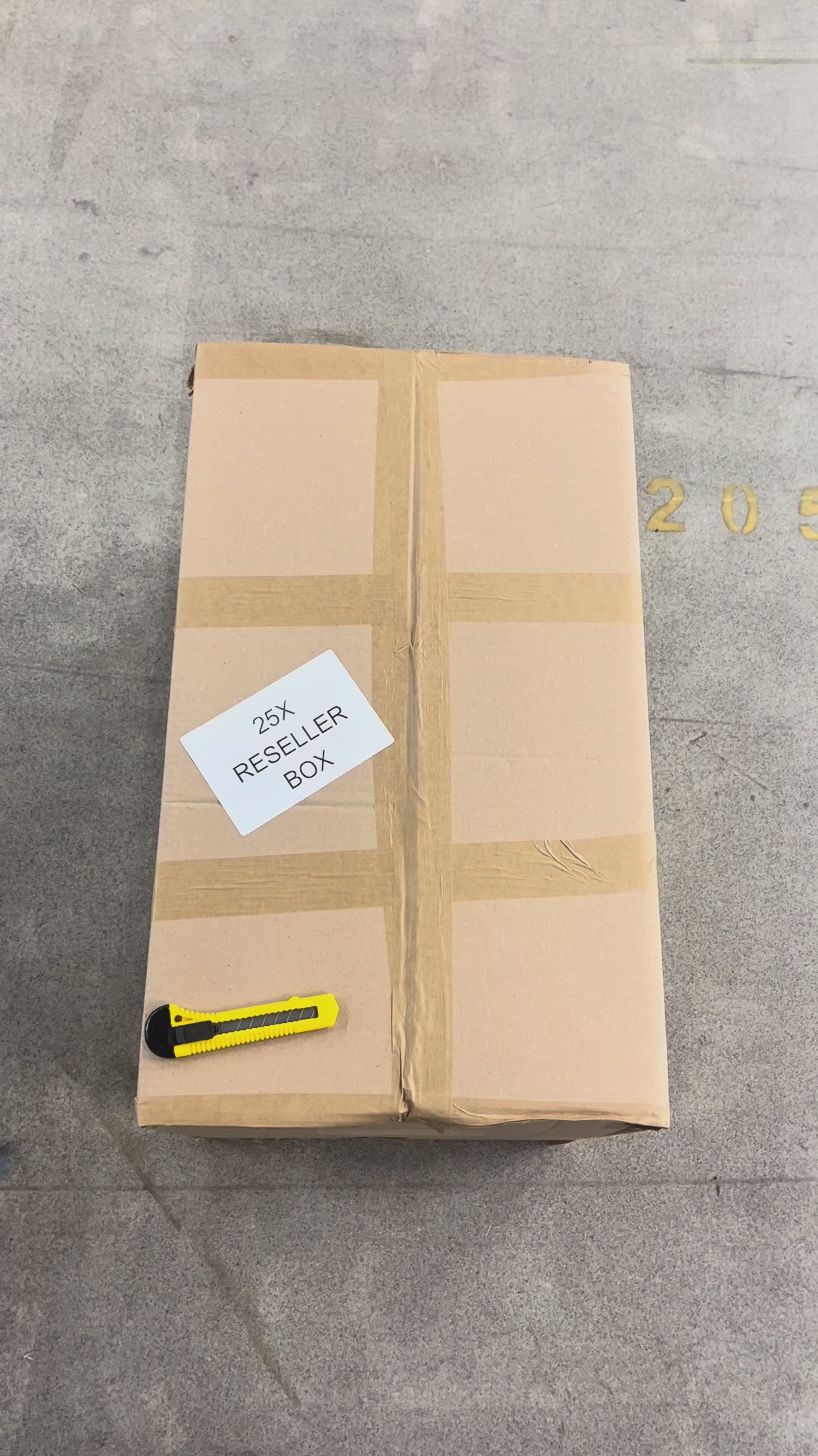 Collection of 25X RESELLER BOX in a gallery layout