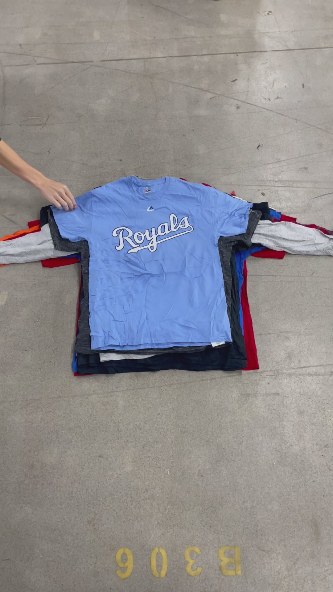 Collection of 100X BRANDED SPORTS COTTON T-SHIRT in a gallery layout