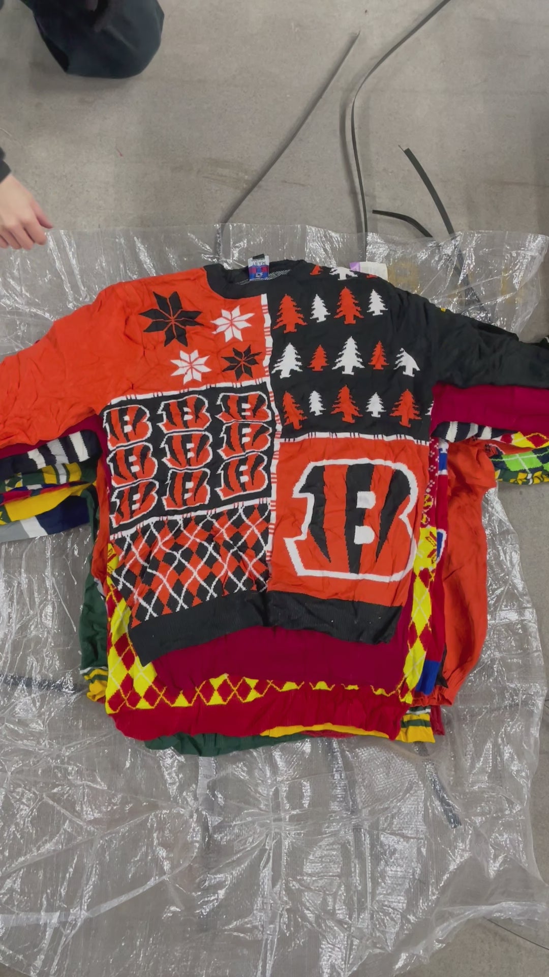 Collection of 20X NFL PRO SWEATER in a gallery layout