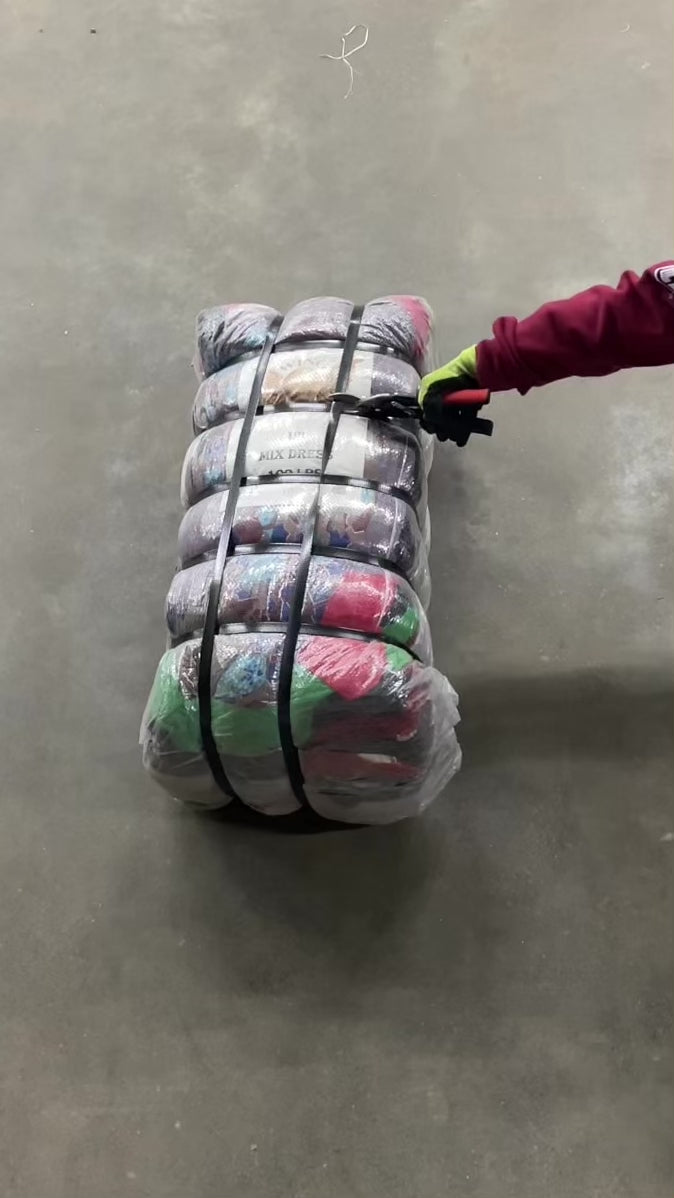 Collection of 50X FANCY MIX DRESSES in a gallery layout