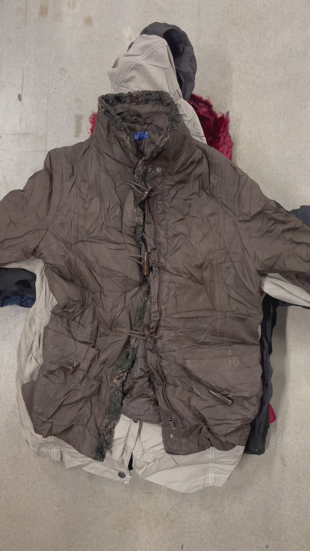 Collection of 50X UNBRANDED HEAVY-PADDED JACKETS in a gallery layout