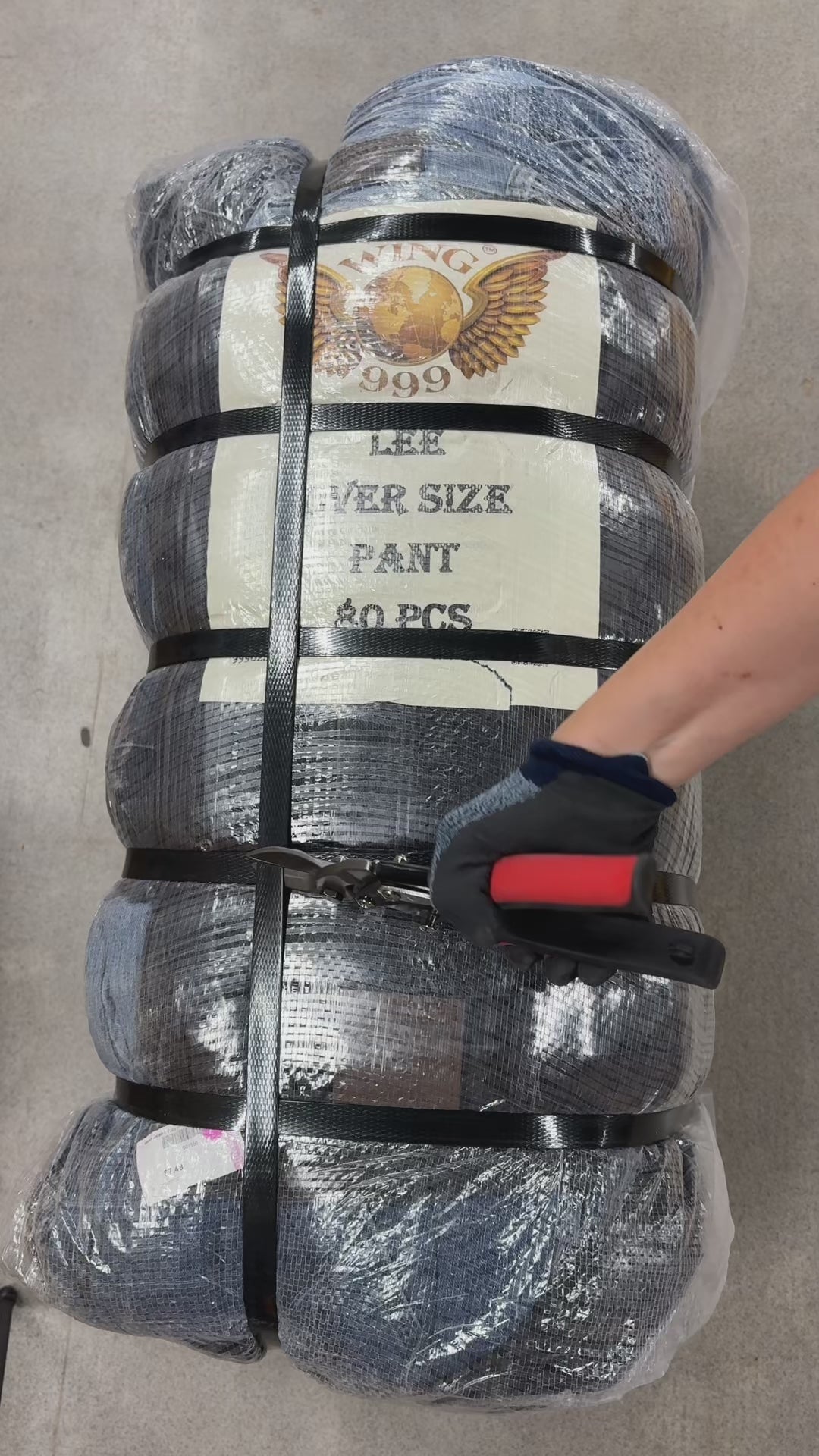 Collection of 40X LEE OVERSIZED PANTS in a gallery layout