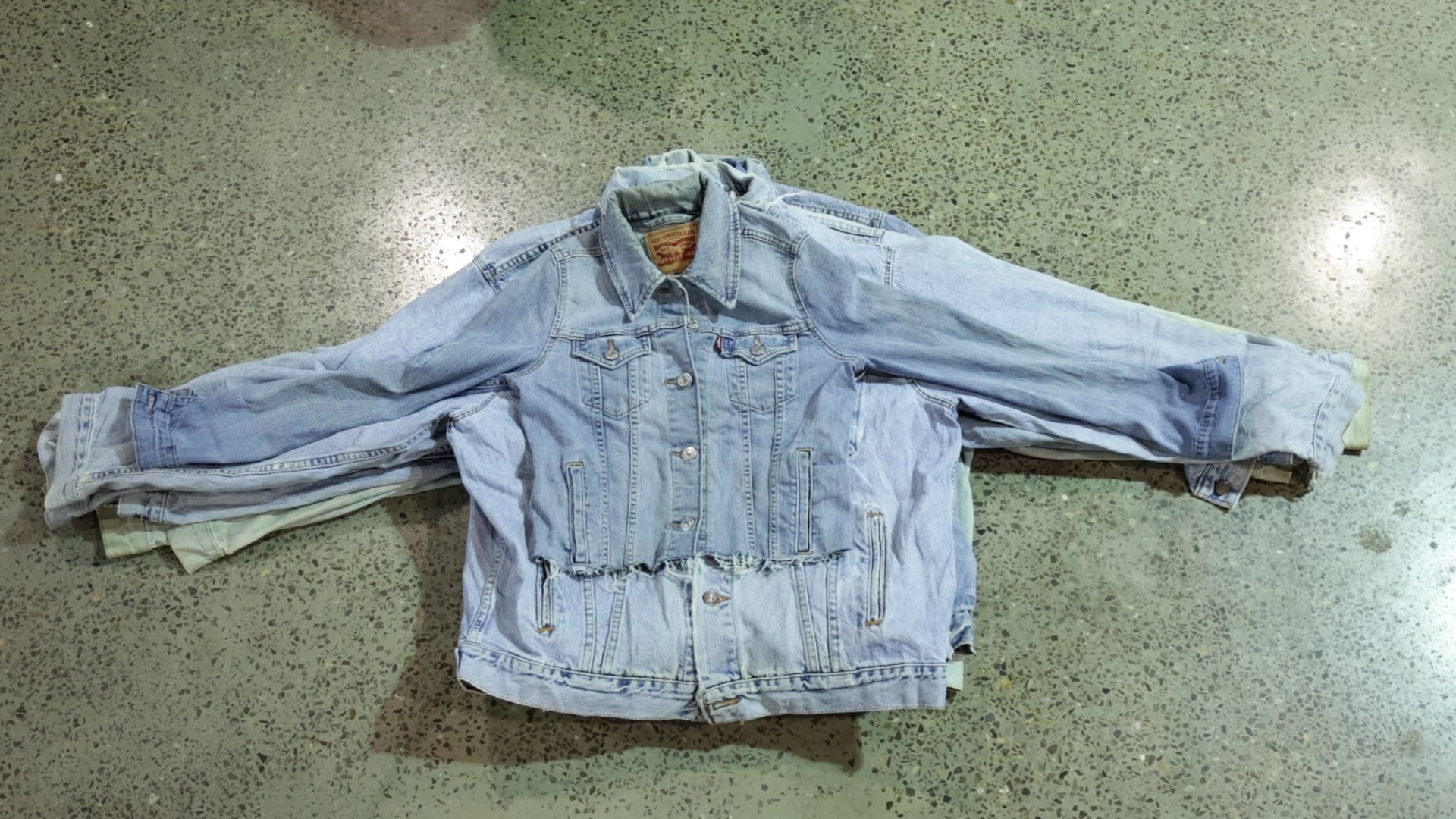 Collection of LLW Broken Jacket in a gallery layout