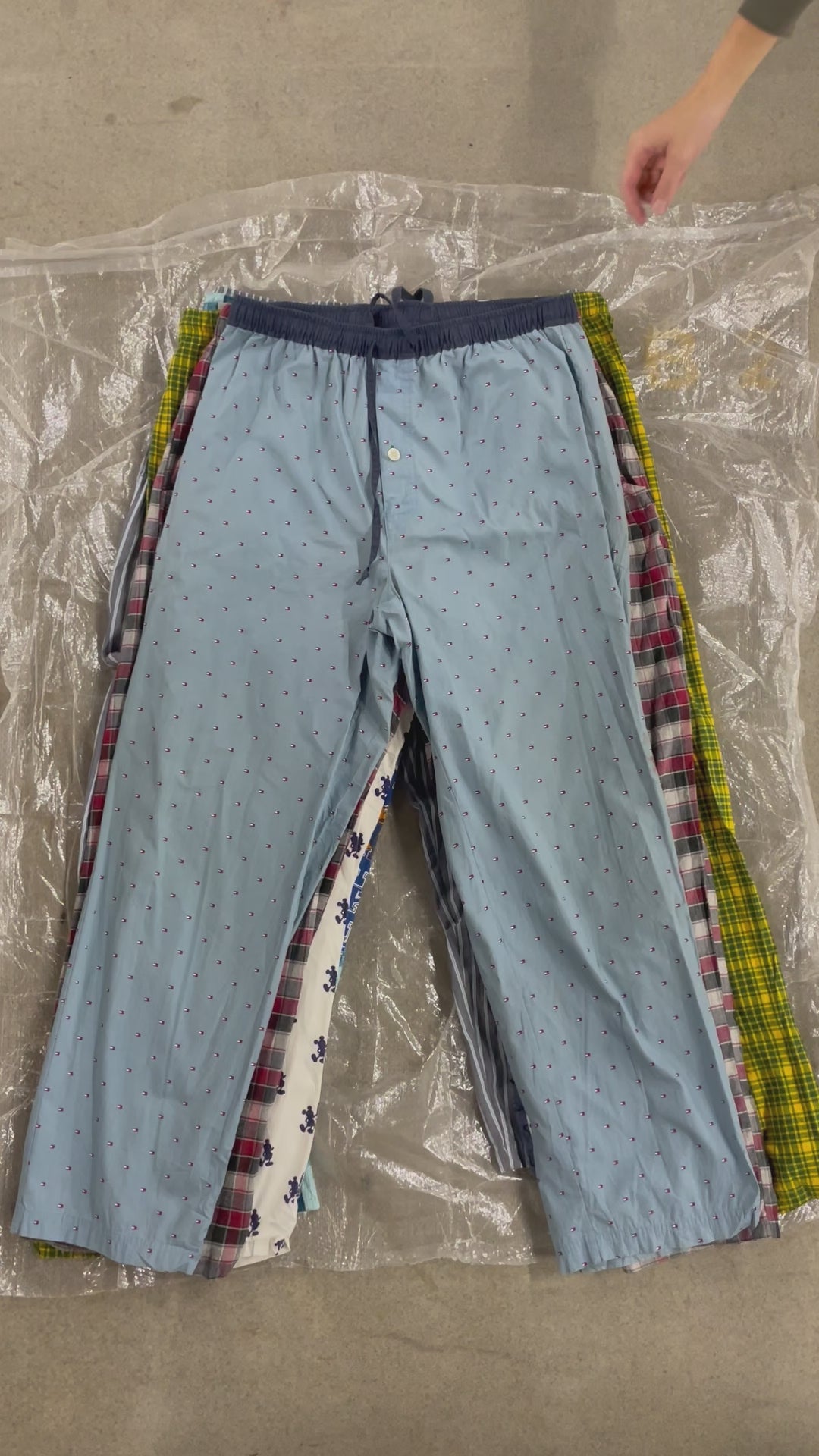 Collection of 50X BRANDED PYJAMA PANTS in a gallery layout