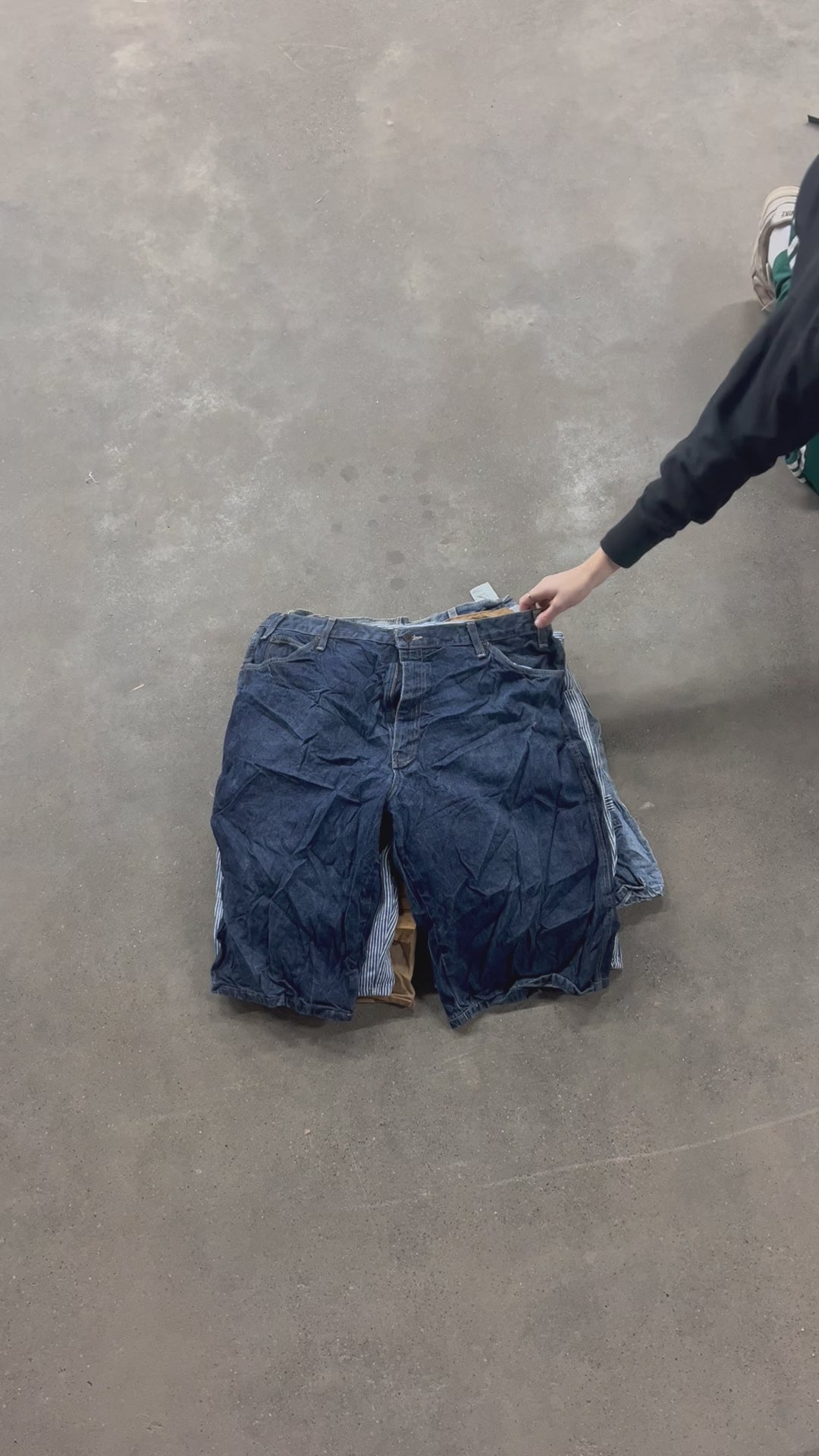 Collection of 50X MIX BRAND SHORTS - GRADE B in a gallery layout