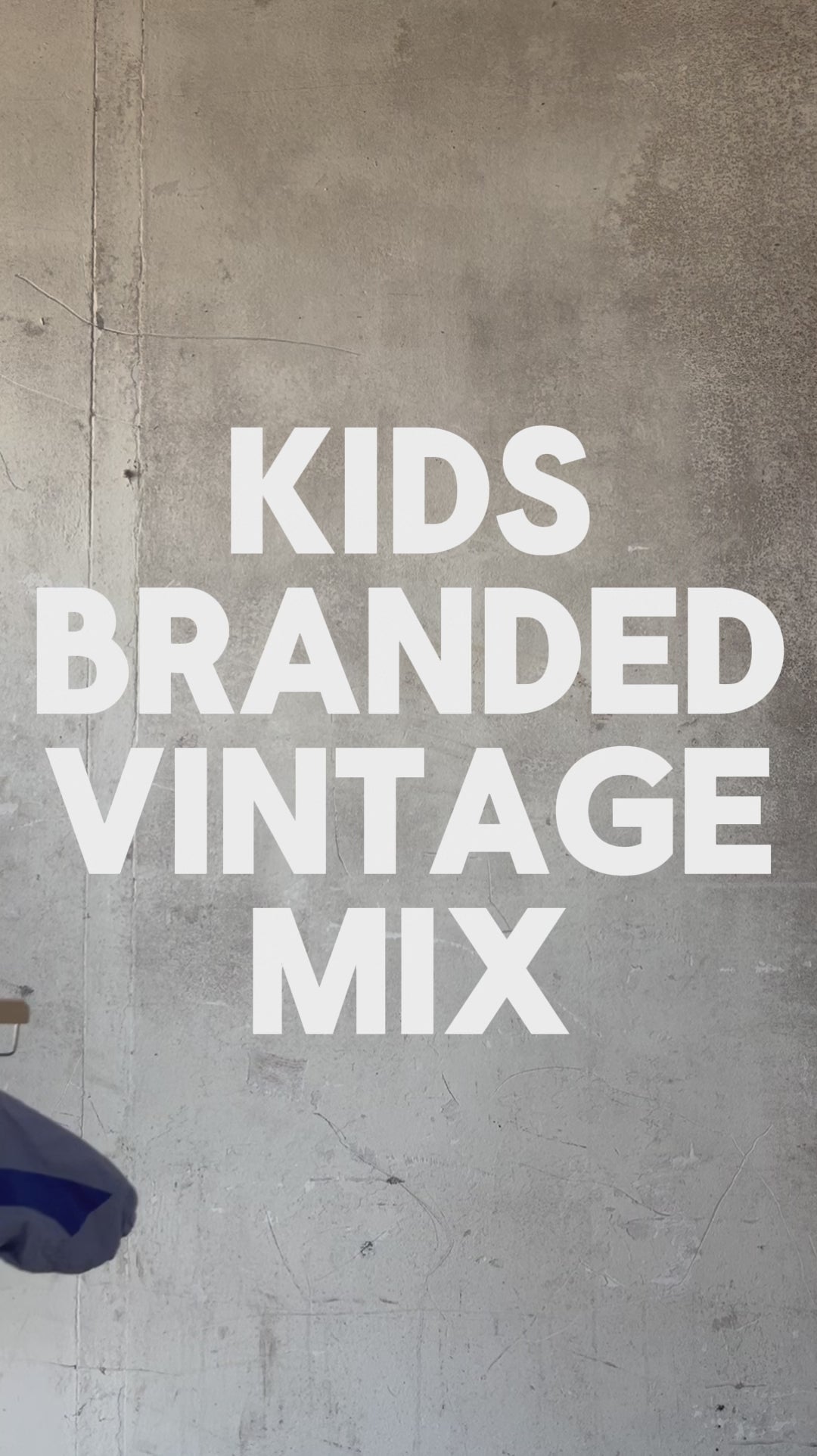 Collection of 20kg X KIDS MIXED BRAND VINTAGE in a gallery layout