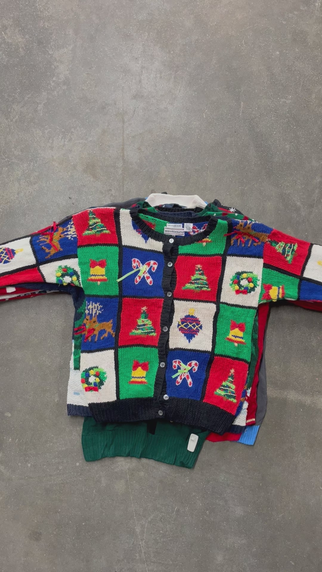 Collection of 25X CHRISTMAS SWEATERS in a gallery layout