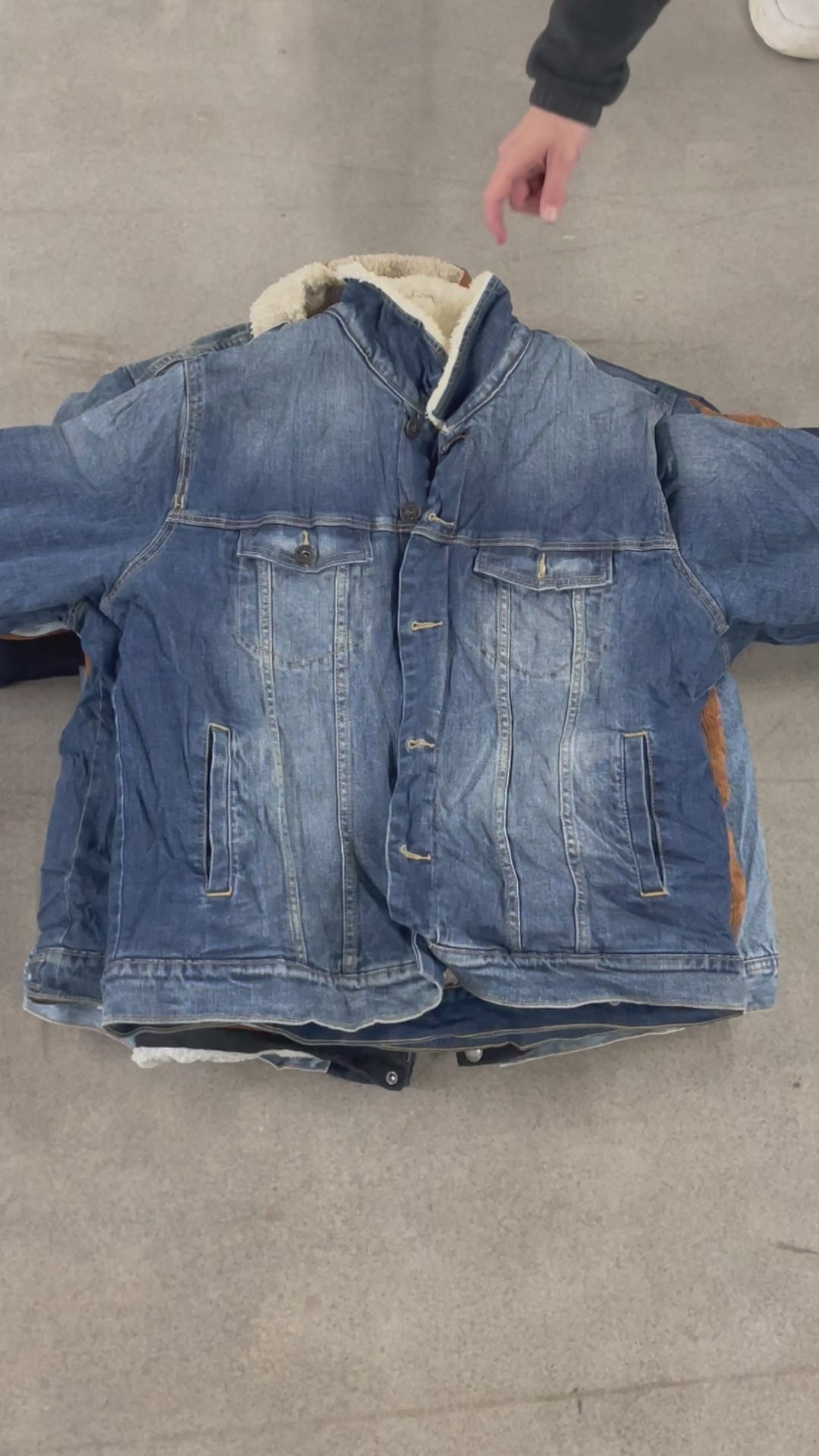 Collection of 25X MEN BRAND SHERPA JACKET in a gallery layout