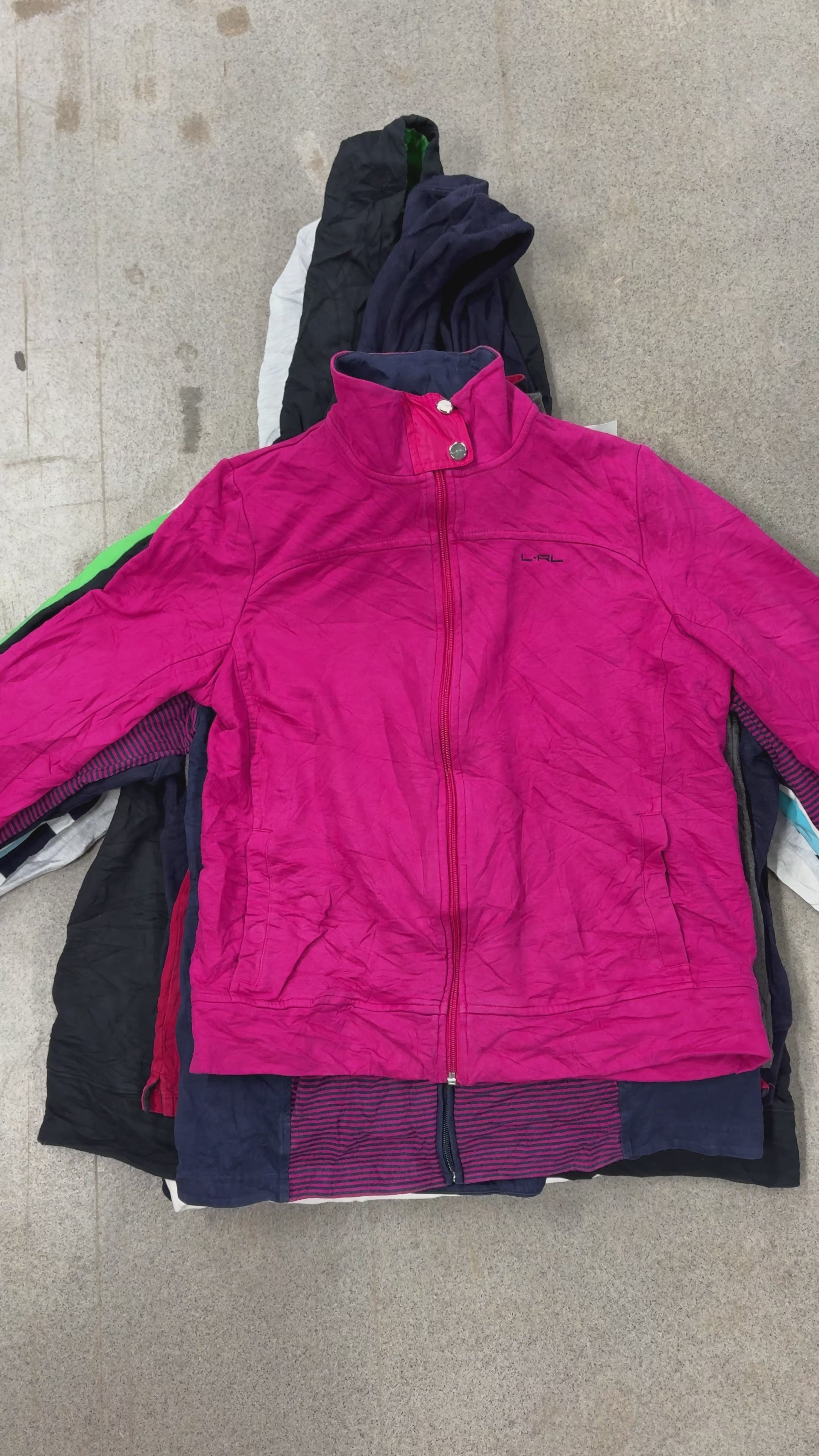 Collection of 50X RALPH LAUREN SWEATS in a gallery layout