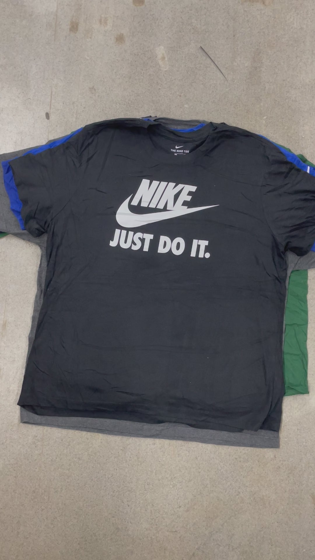Collection of 100X NIKE COTTON T-SHIRT in a gallery layout