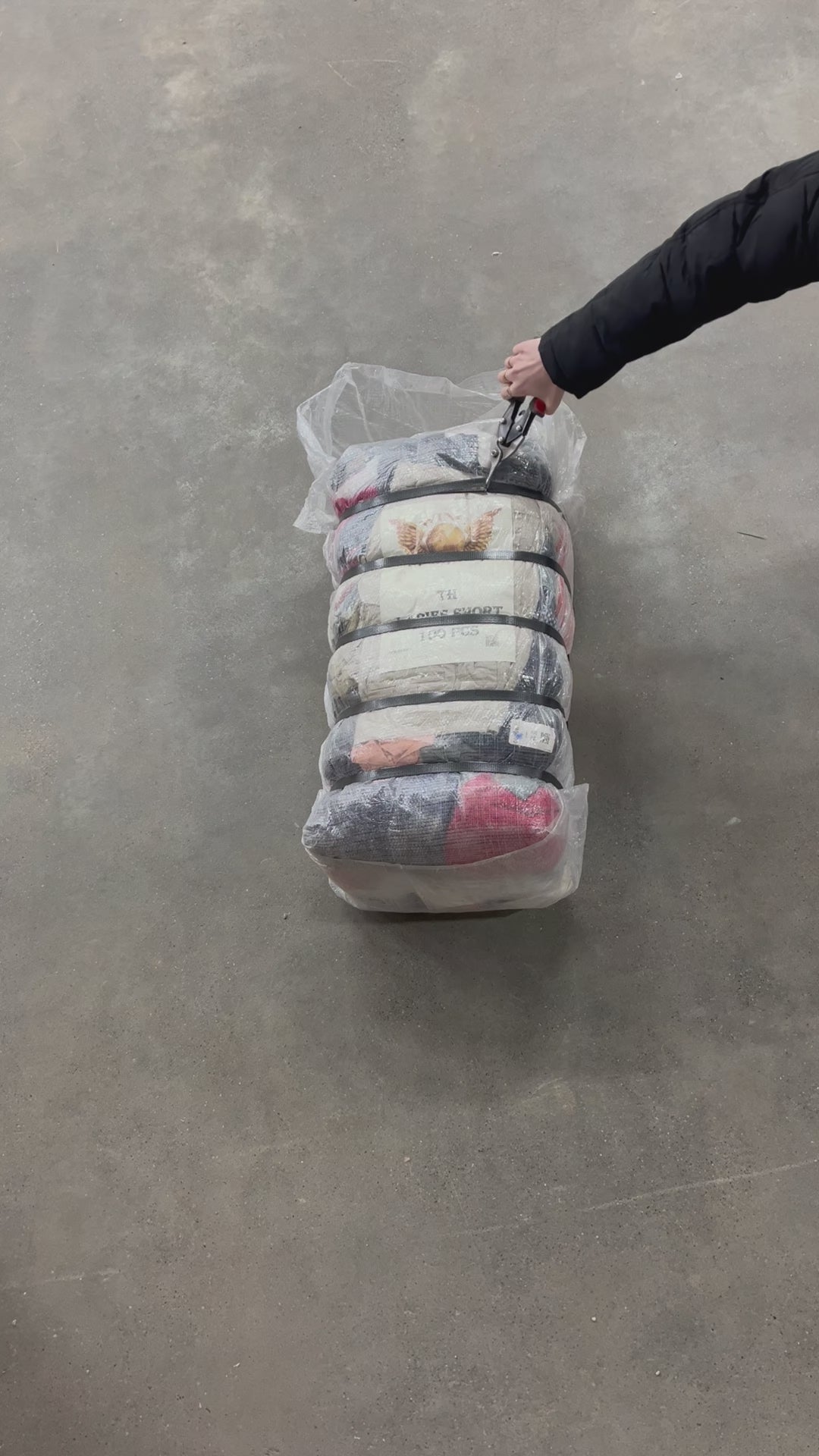 Collection of 50X TOMMY HILFIGER SHORTS in a gallery layout