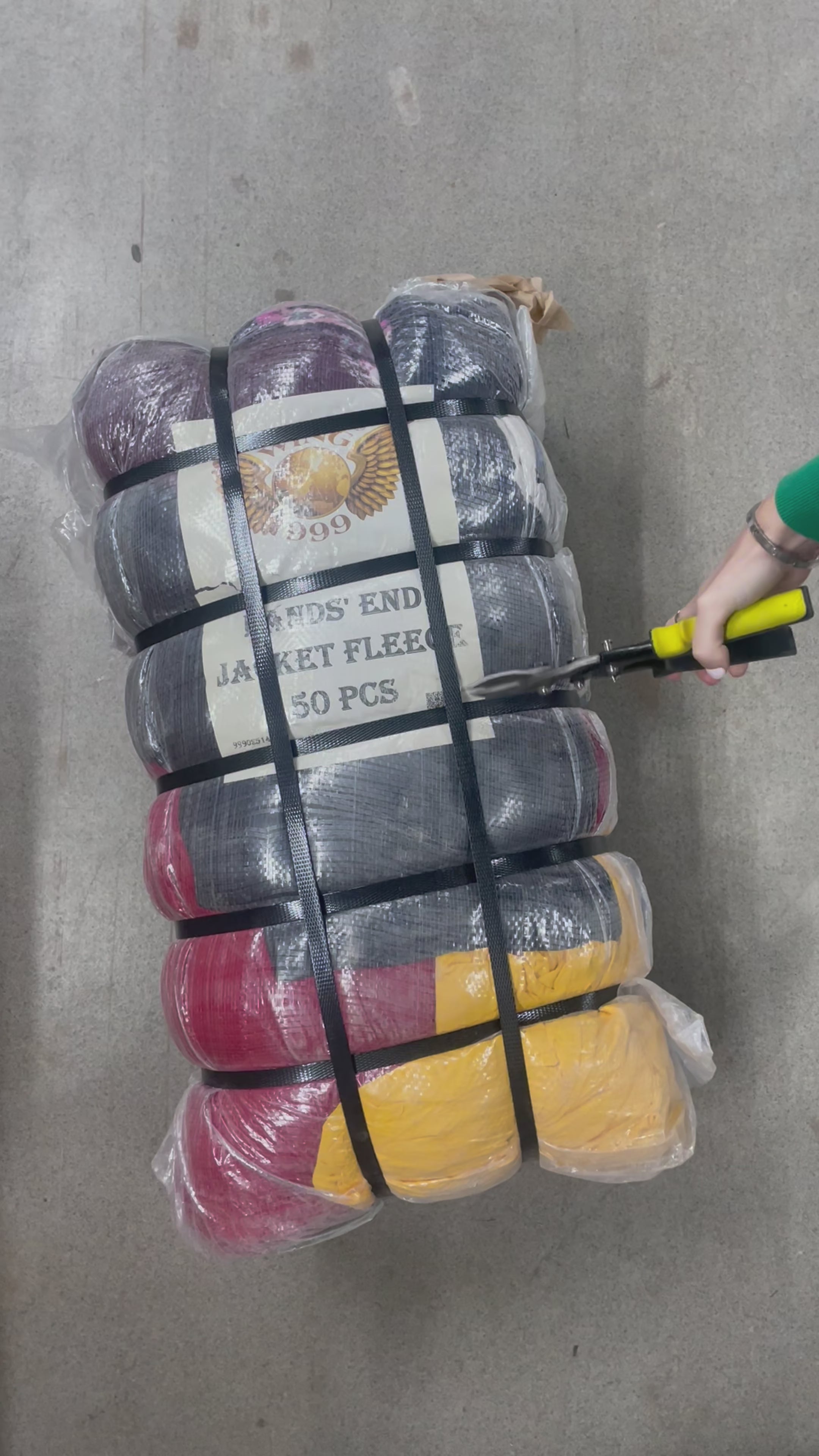 Collection of 20X LAND'S END JACKET & FLEECE in a gallery layout