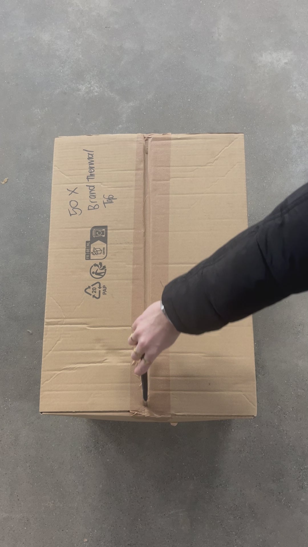 Collection of 50X BRAND THERMAL TOPS in a gallery layout