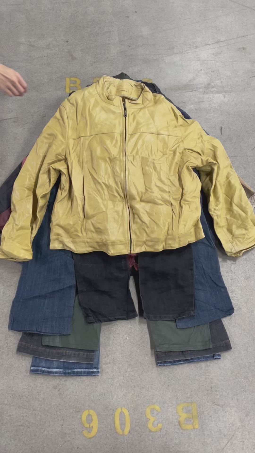 Collection of 20KG Y2K WINTER MIX in a gallery layout
