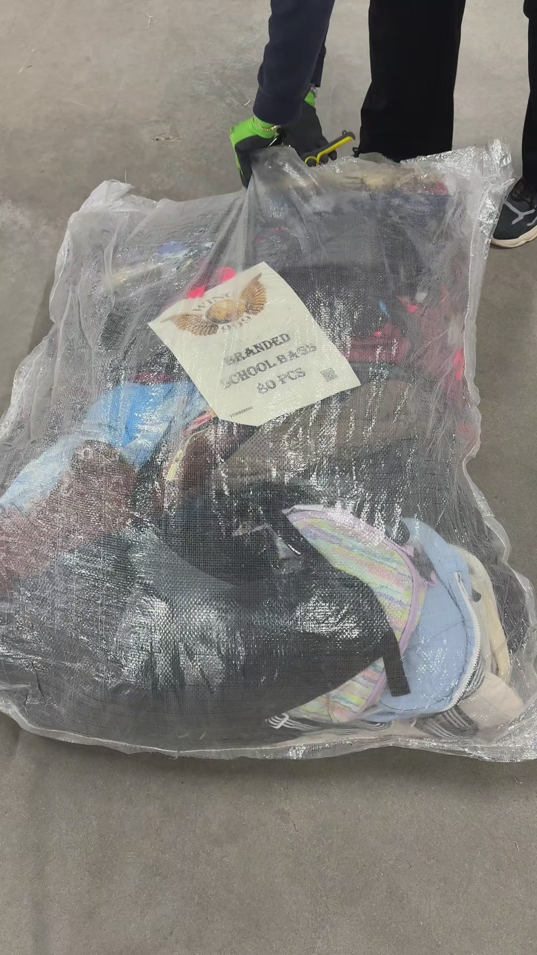 Collection of 50X BRAND SCHOOL BAGS in a gallery layout