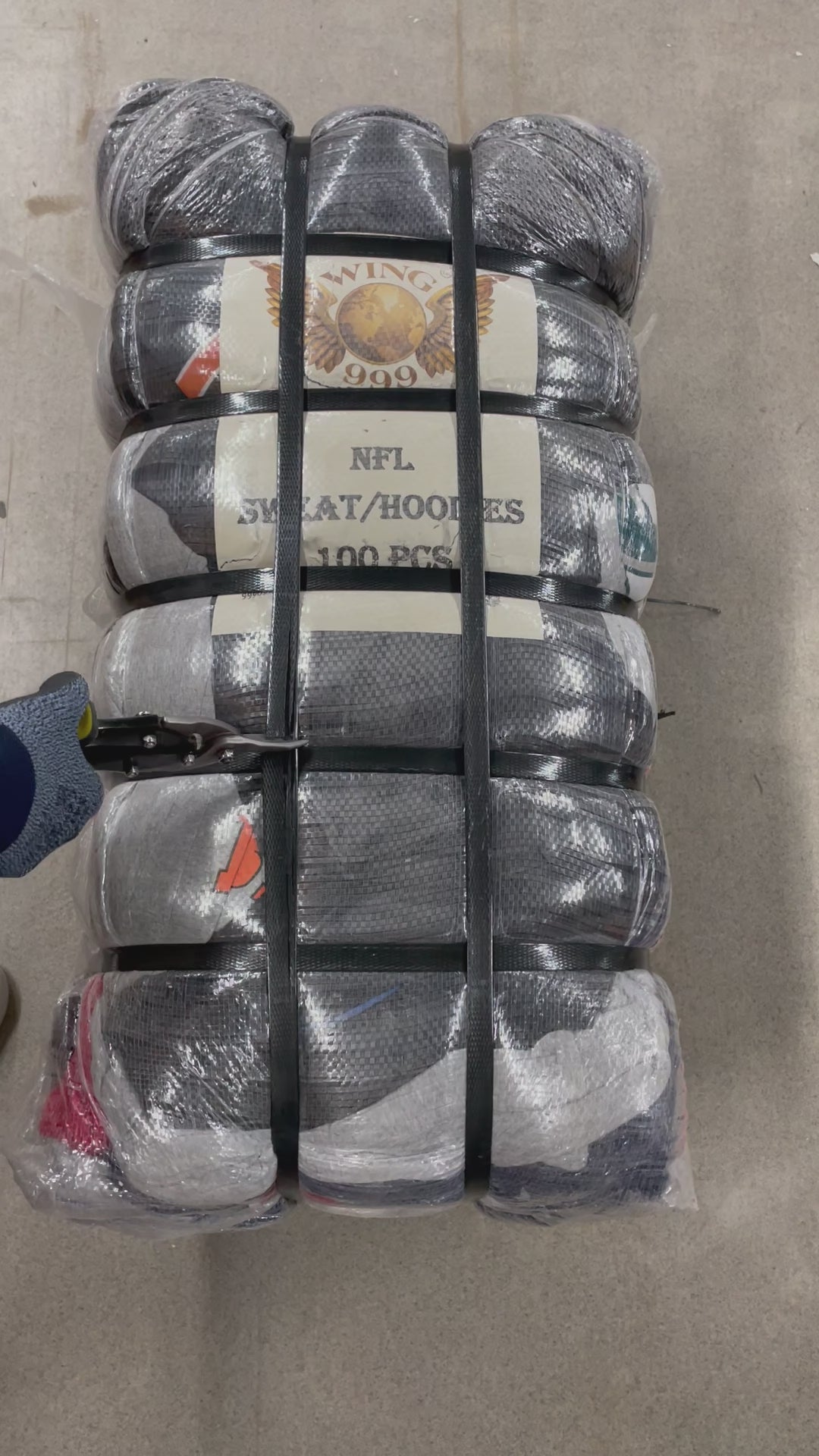 Collection of 25X NFL SWEATSHIRTS AND HOODIES in a gallery layout